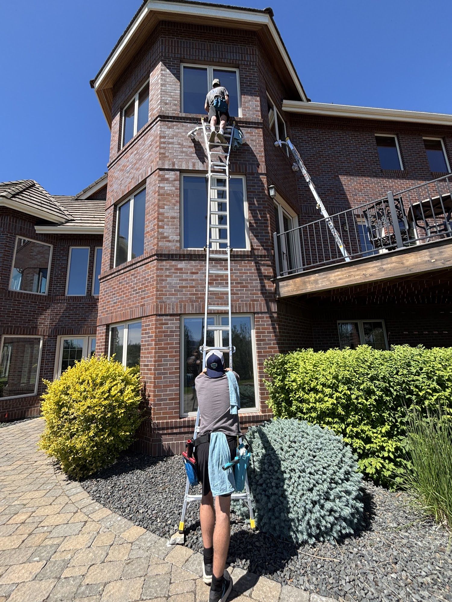 Lighthouse Window Cleaning project photo
