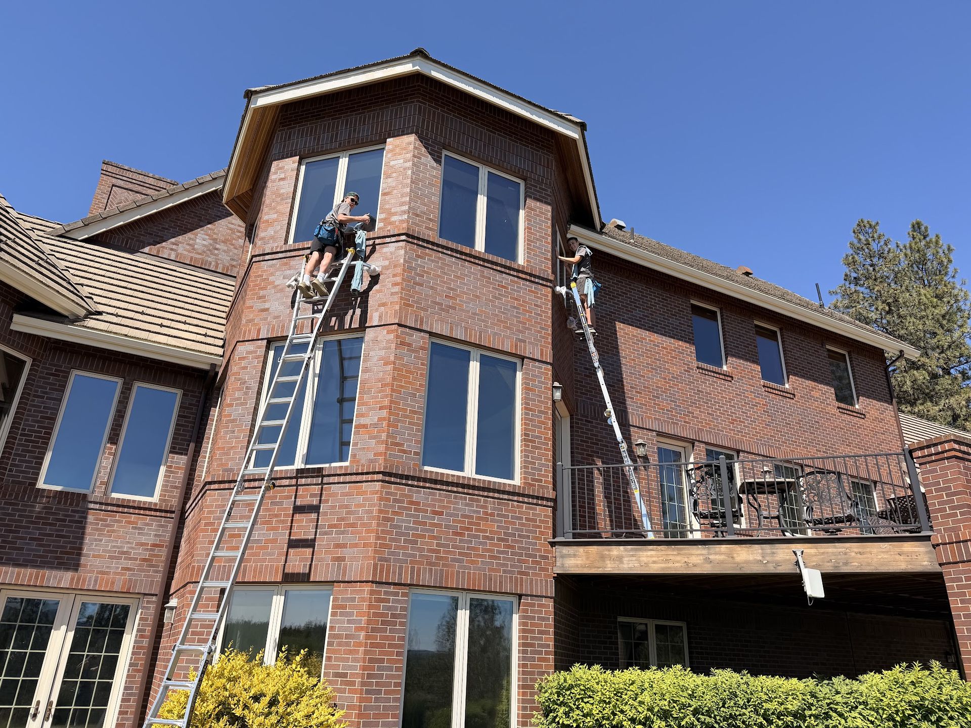 Lighthouse Window Cleaning | Colbert, WA
