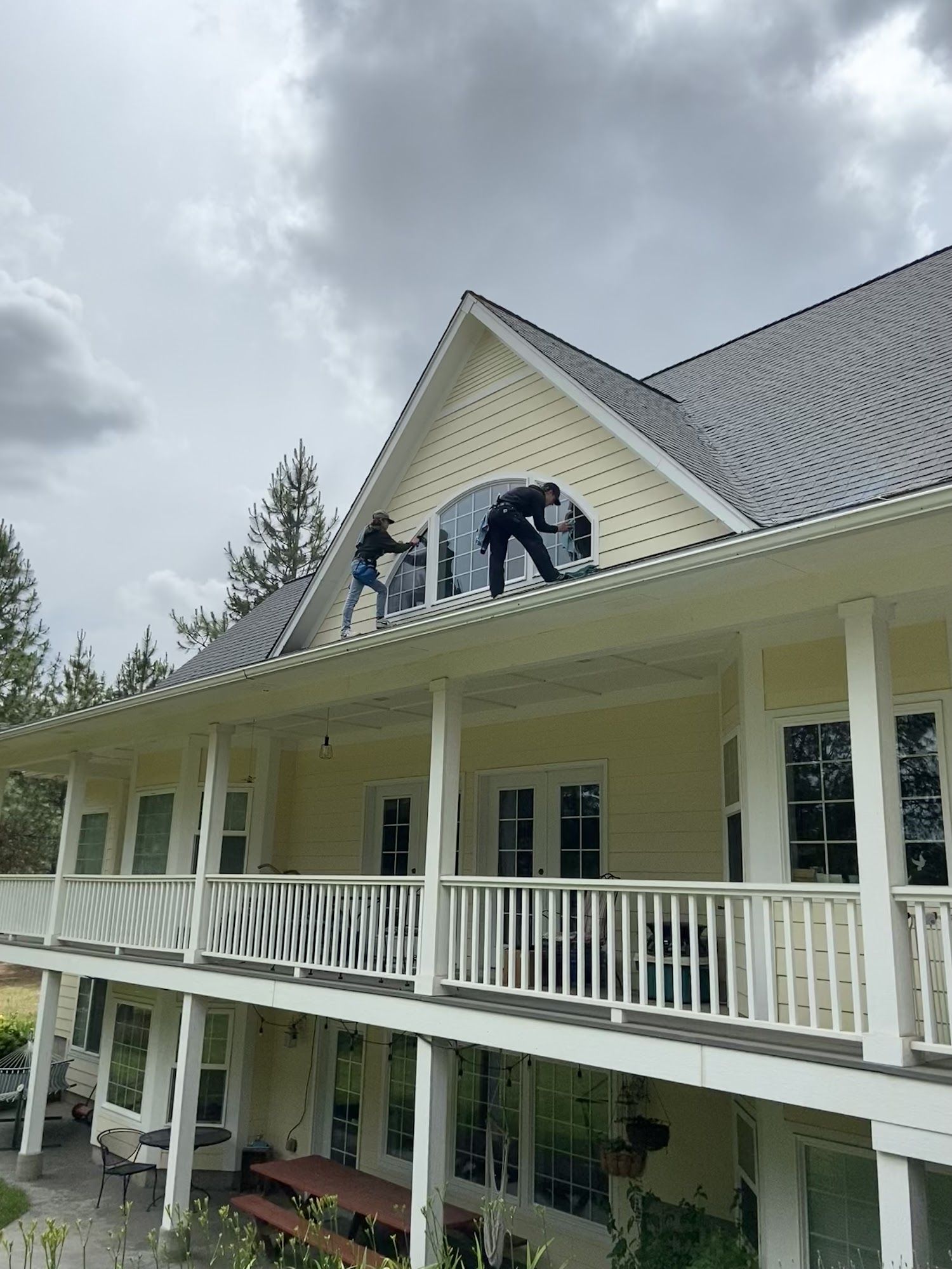 Lighthouse Window Cleaning | Deer Park, WA
