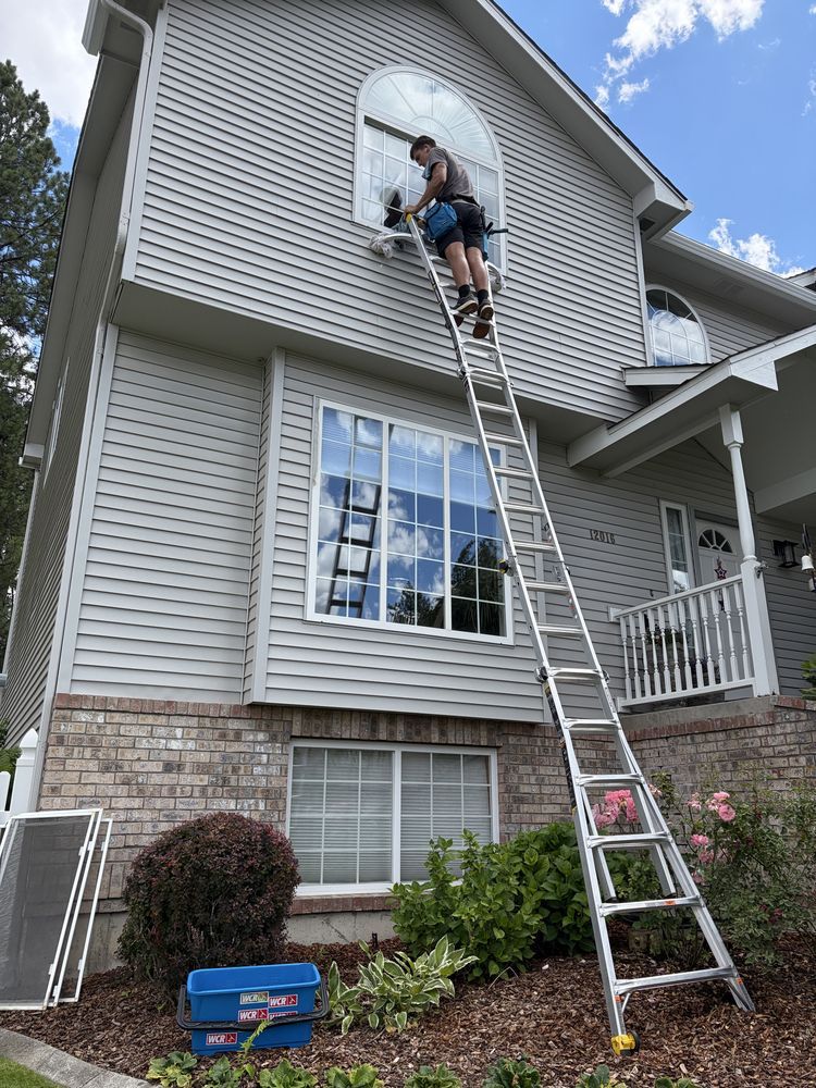 Lighthouse Window Cleaning project photo